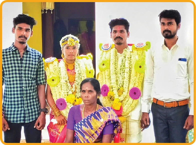 சுற்றம் நட்பும் சூழாமல்...
