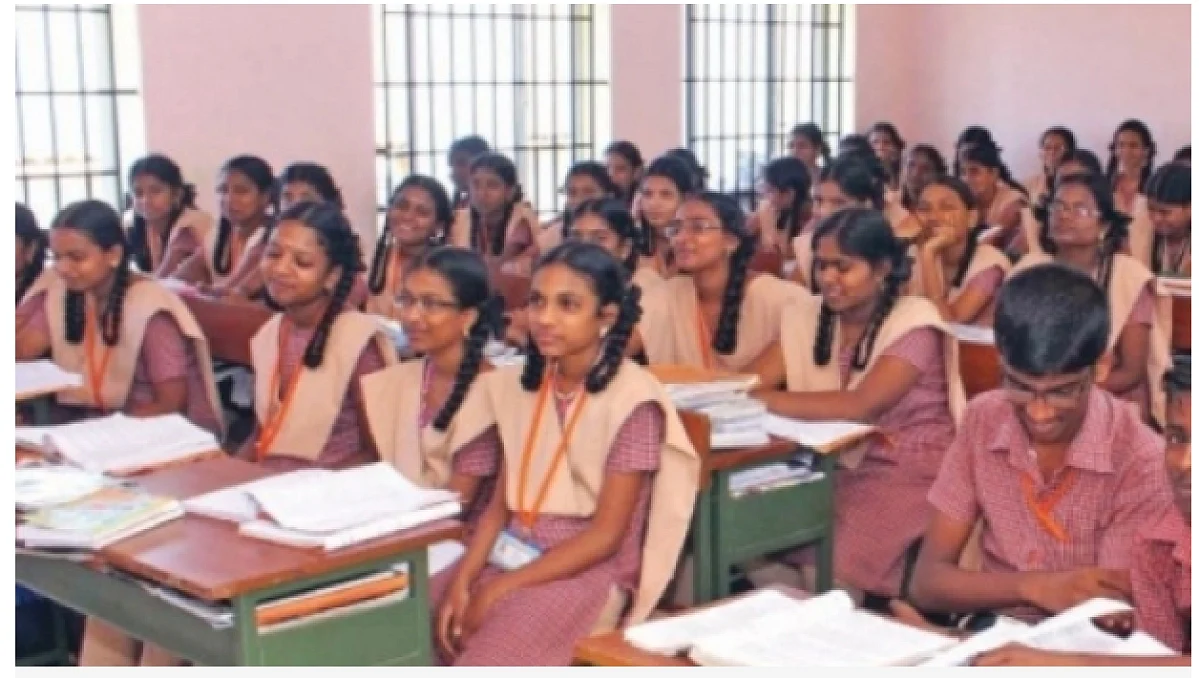 அரசுப்பள்ளி மாணவர்கள்
