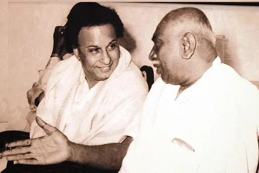 எம்.ஜி.ஆர்., காமராஜர்
