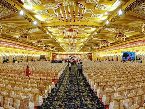 `அரசியல் கட்சிகள தூக்கி நிறுத்தினதே நாங்கதான்; ஆனா இப்போ..!' - பந்தல், மைக் செட் தொழிலாளர்கள் வேதனை