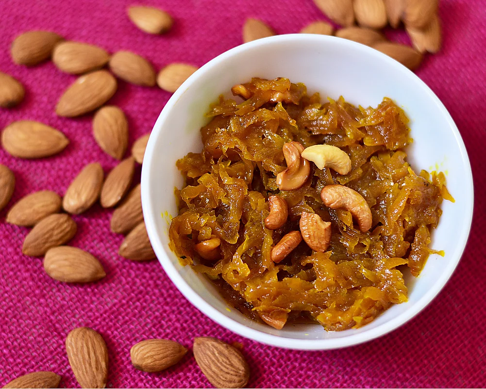 மஞ்சள் பூசணியில் மாடர்ன்
உணவுகள்