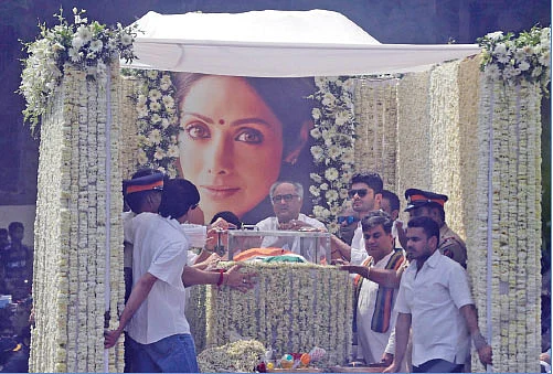 கழுகார் பதில்கள்