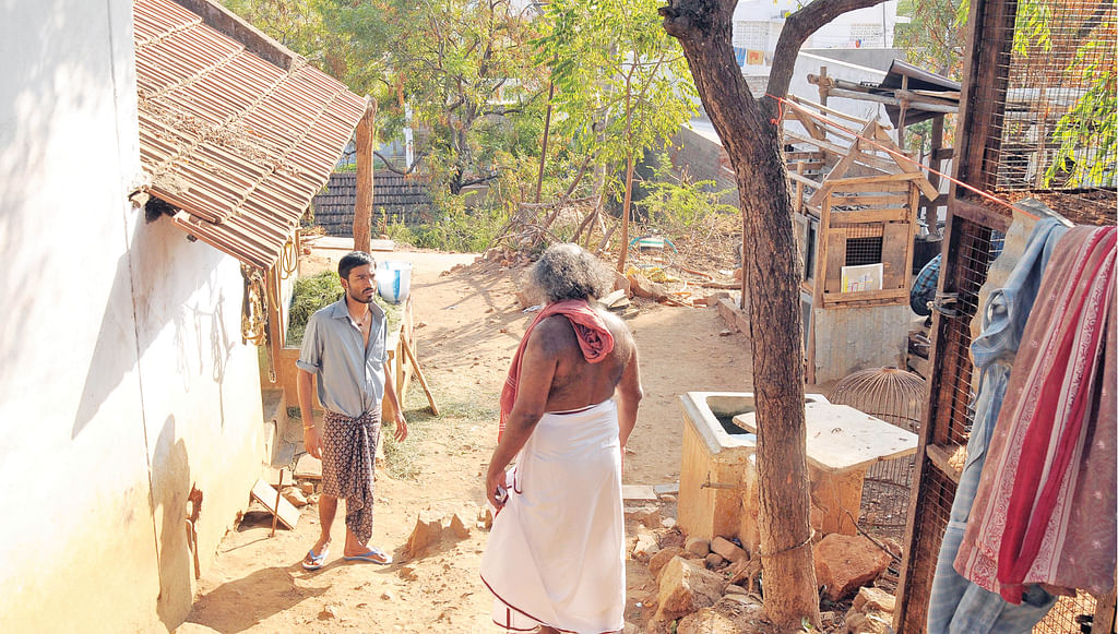 மைல்ஸ் டு கோ - 19