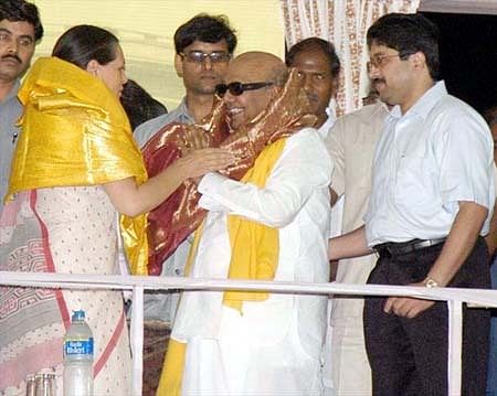 கருணாநிதி சோனியா