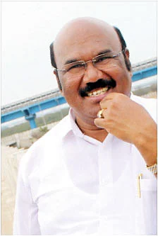 ஜெயக்குமார்.