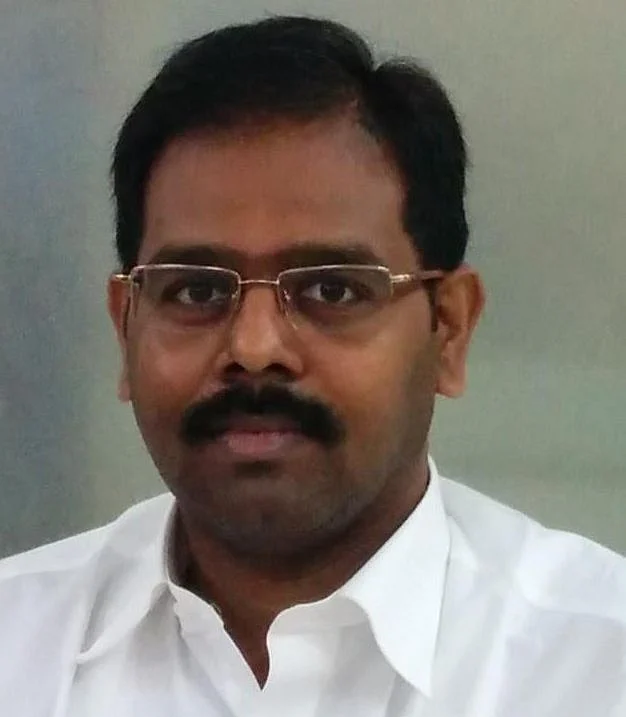 கண் மருத்துவர் சரவணன்