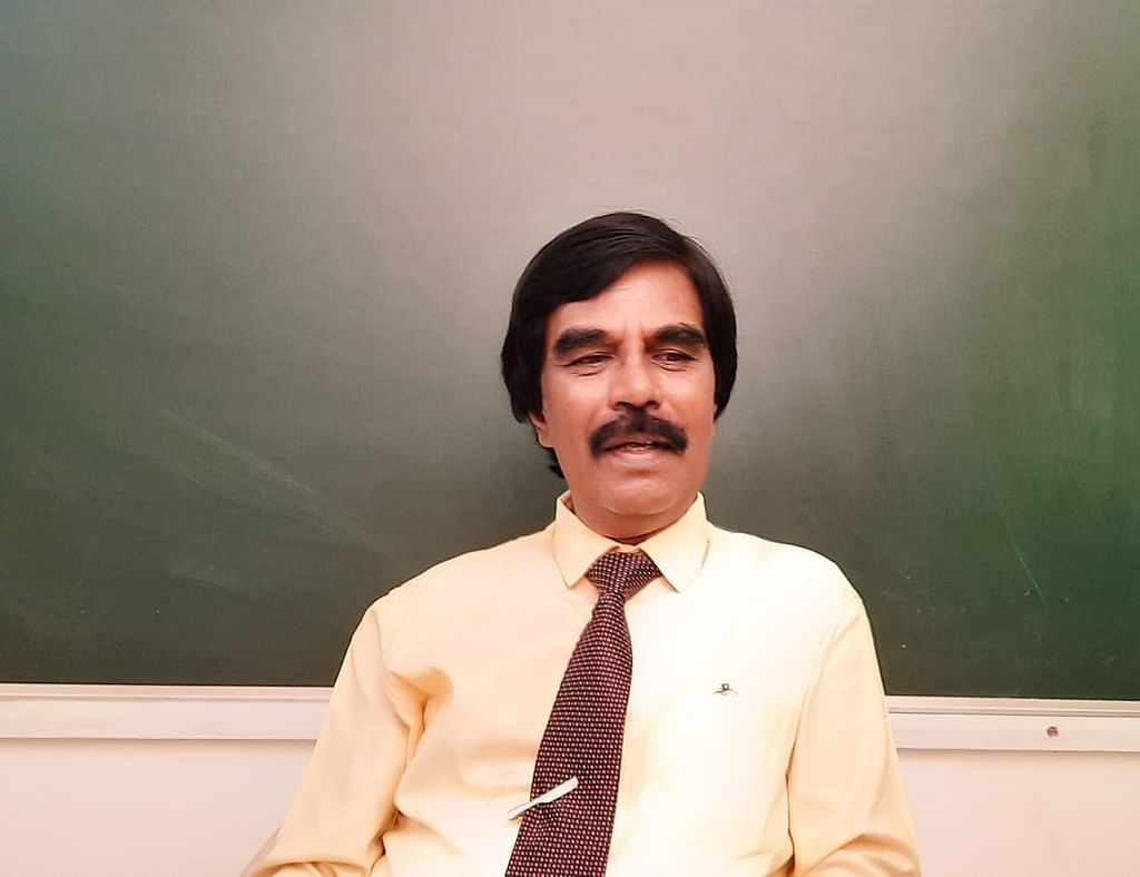 டாக்டர். ஆர் .ராஜராஜன் கல்வியாளர்