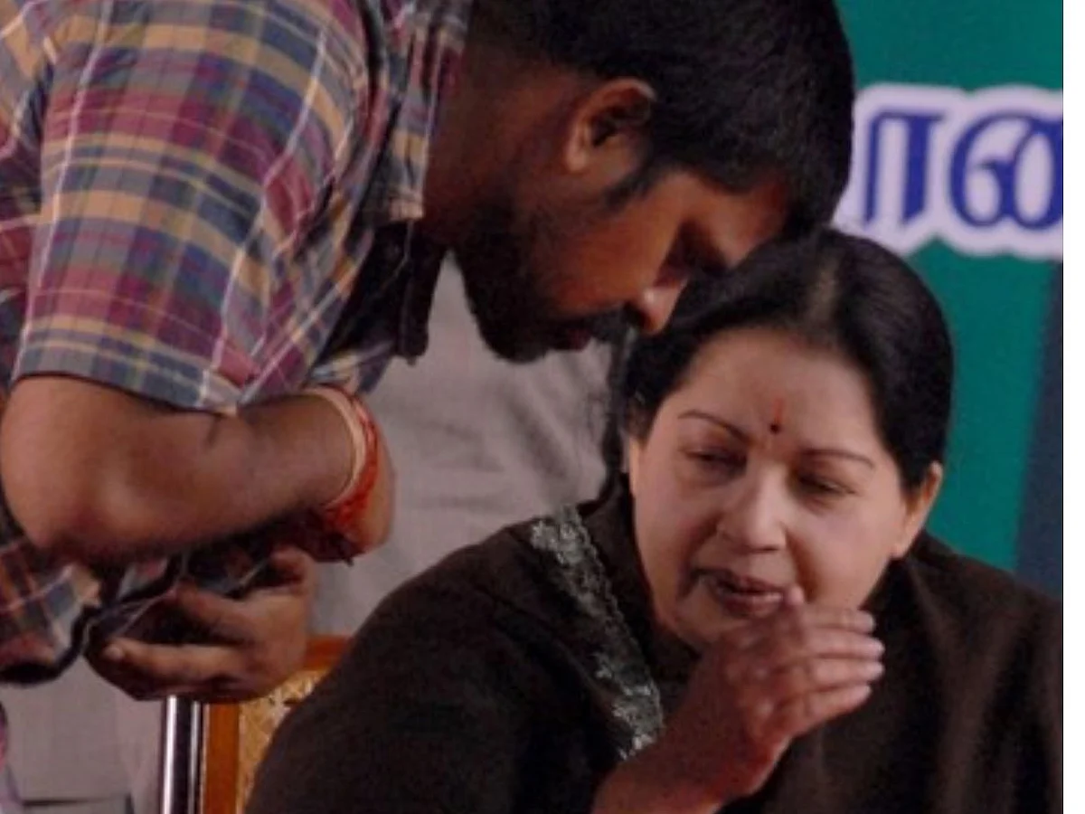 ``கொடநாடு எஸ்டேட்டில் இருந்தது என்ன?" - ஜெயலலிதா உதவியாளர் பூங்குன்றனிடம் விசாரணை