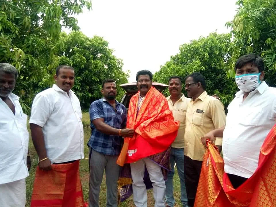 ``நெய் மட்டன் பிரியாணிக்கு ஆசைப்பட்டு கொரோனால சிக்கிட்டோமே!''- புலம்பும் தி.மு.க.வினர்