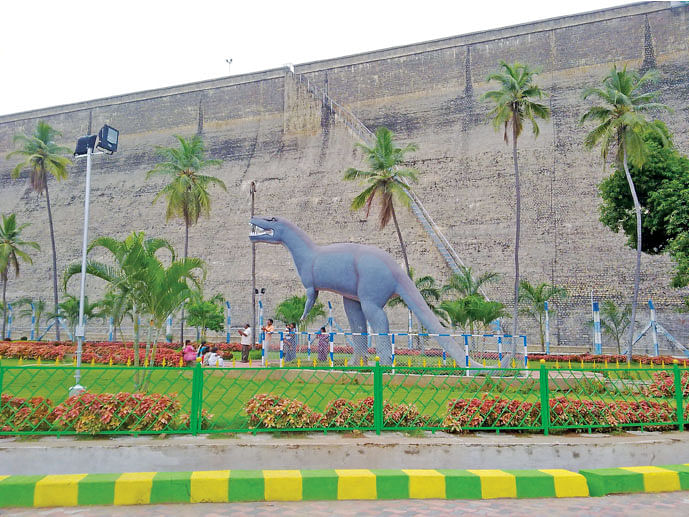 மேட்டூர் அணை மற்றும் பூங்கா