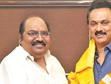 கொரோனா பறித்துக்கொண்ட அன்பு!