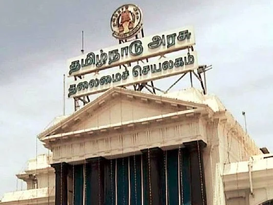 ``விஷ முறிவு மருந்துகளுக்காக இருளர் பழங்குடிகள் பாம்பு பிடிக்க அனுமதி!" - தமிழக அரசு