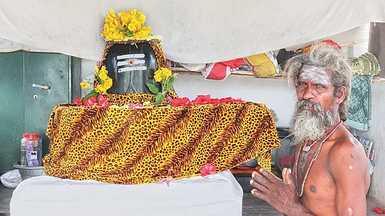 புண்ணிய புருஷர்கள்