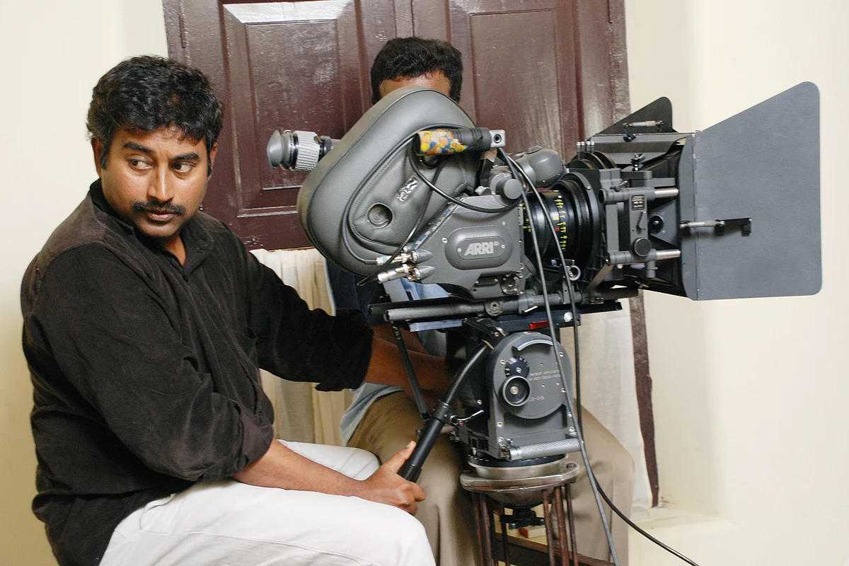 ஒளிப்பதிவாளர், இயக்குநர் ஜீவா