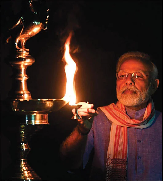 வாசகர் மேடை: ஆப்கி பார் டிரம்ப் சர்க்கார்...