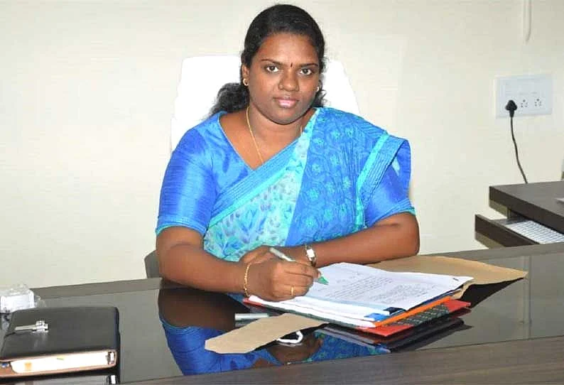 கலெக்டர் திவ்யதர்ஷினி