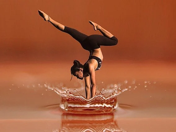 வீட்டில் குடும்பத்தினருடன் செய்ய எளிய யோகப்பயிற்சிகள்! #YogaDay