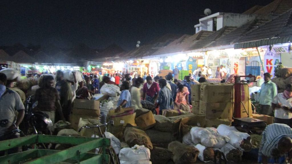 கோயம்பேடு மார்க்கெட்