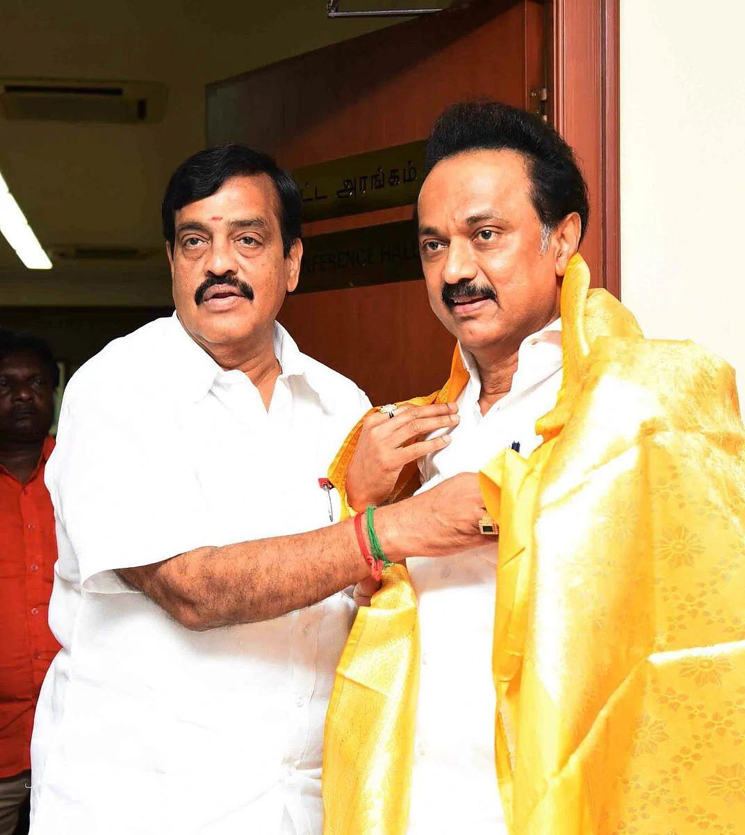 ஸ்டாலினுடன் எம்.கே.மோகன்