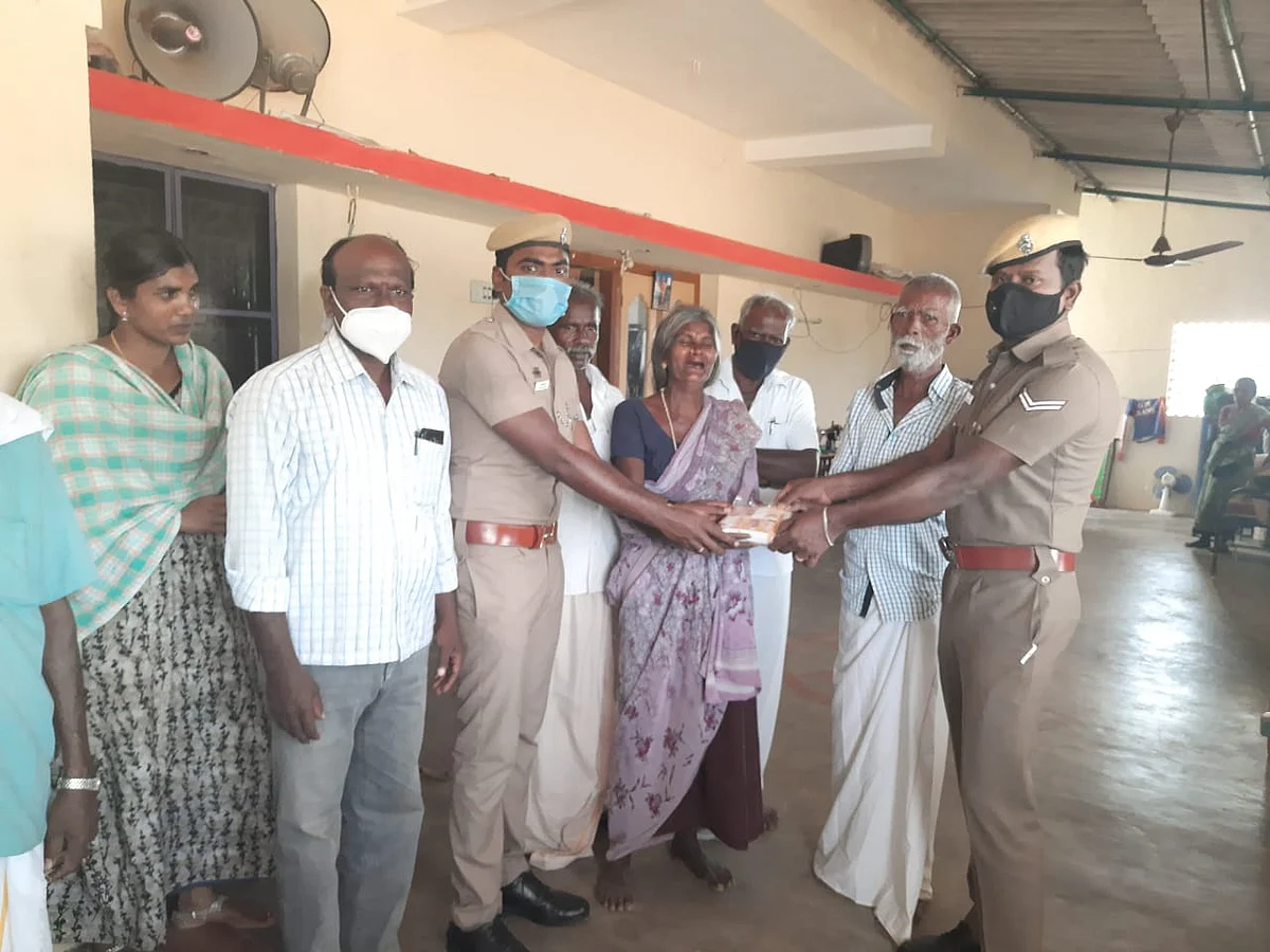 போலீஸ் உதவி