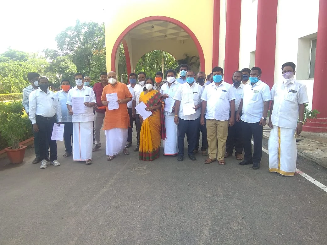 பி.ஜே.பி புகார் மனு
