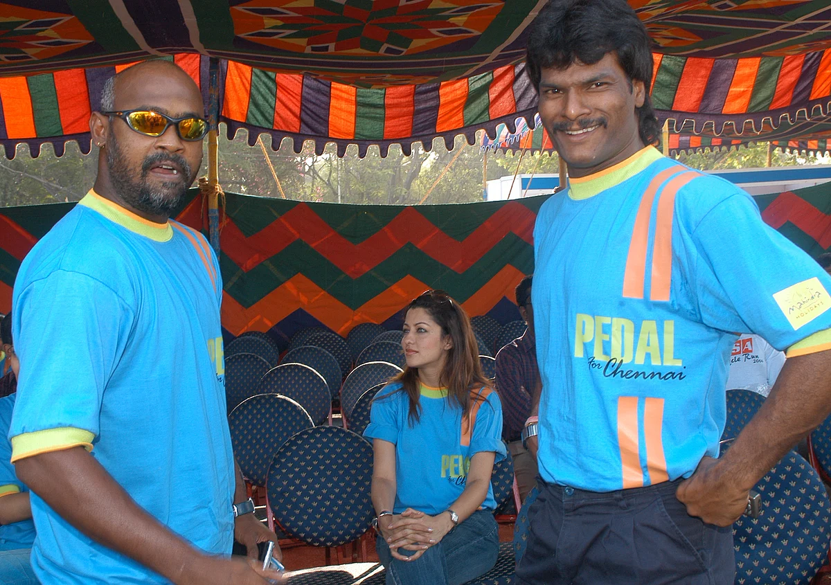 Vinodh Kambli, Dhanraj Pillai