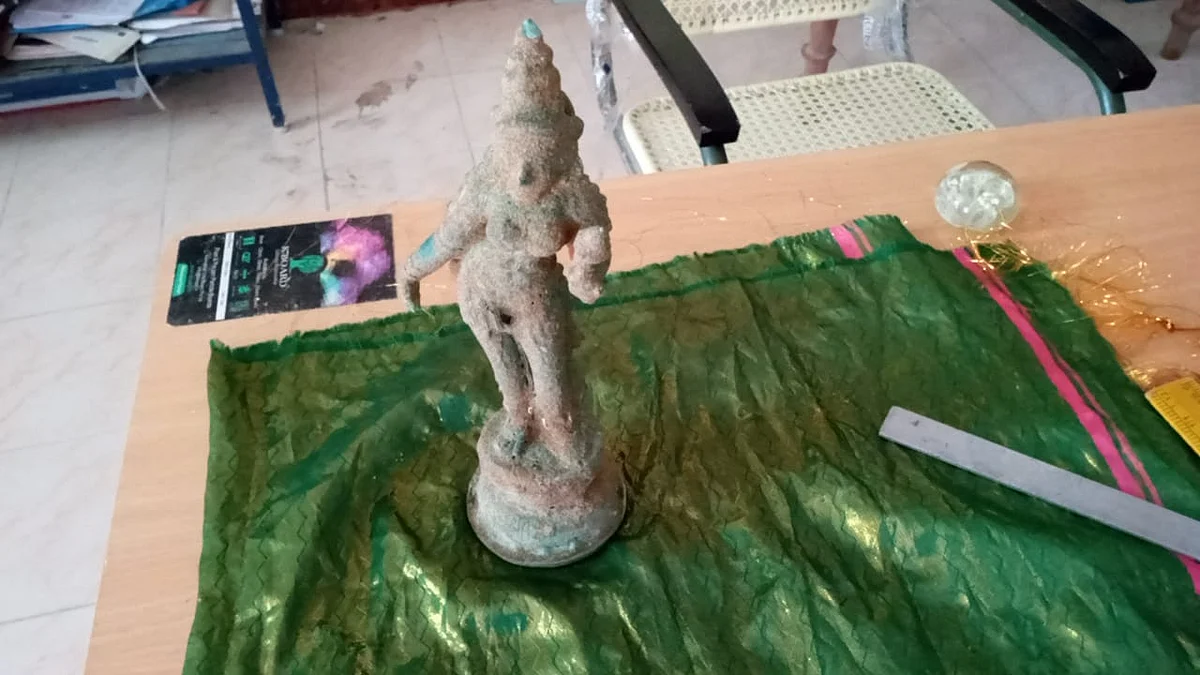 ஐம்பொன் ஸ்ரீ தேவி -