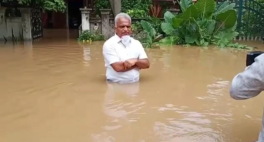 அமைச்சர் மல்லாடி கிருஷ்ணாராவ்