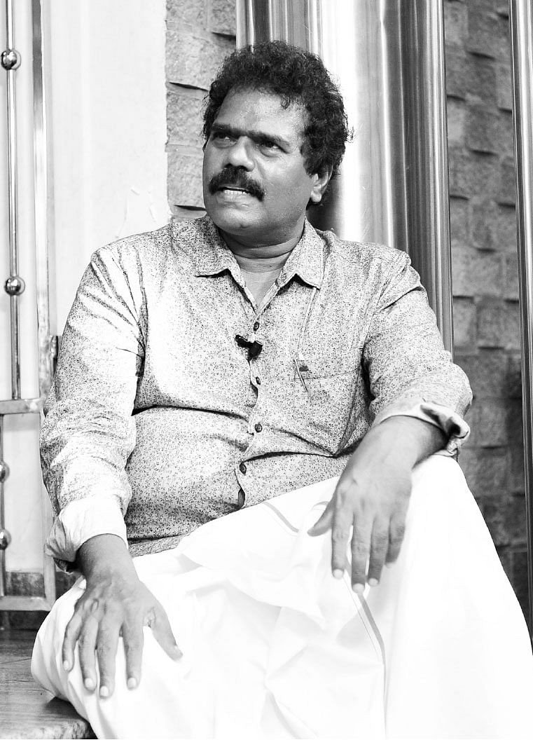 “ரஜினியை மட்டும்தான் மக்கள் முதல்வரா ஏத்துக்குவாங்க!” - தடாலடி தங்கர்