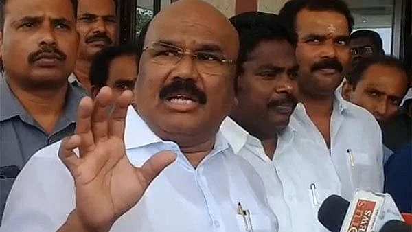 முன்னாள் அமைச்சர் ஜெயக்குமார்