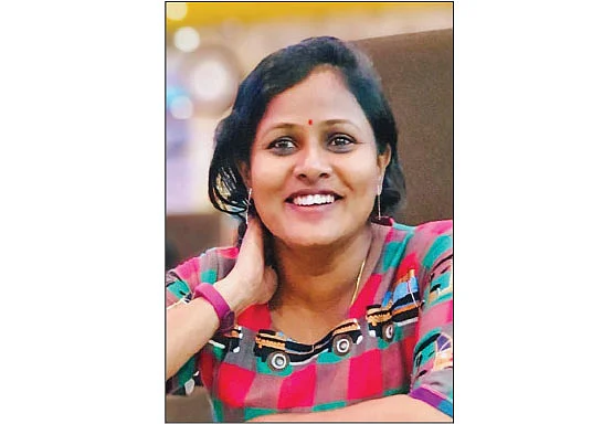 வெண்ணிலா தாயுமானவன்
