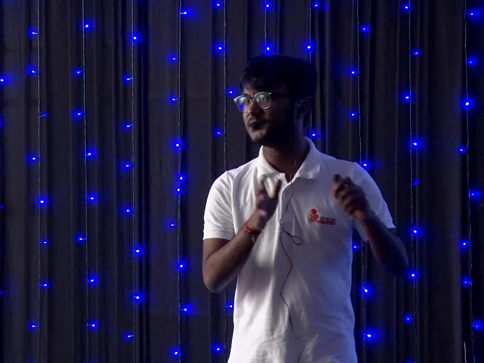 "இனி முடிந்துவிட்டது என்றிருந்த வாழ்க்கை..." - இந்தியாவிற்கான முதல் திறனறிதல் தங்கம் வென்ற பிரகாஷ்