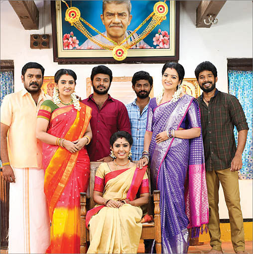 சீரியல், நிஜம்... ரெண்டு ஒற்றுமை
இருக்கு!