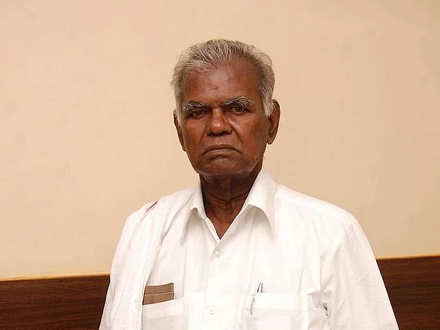 `சளி, காய்ச்சல், மூச்சுத்திணறல்...'- மருத்துவச் சிகிச்சையில் நல்லகண்ணு