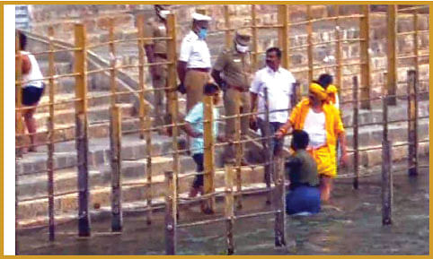 நியூஸ் காக்டெயில்