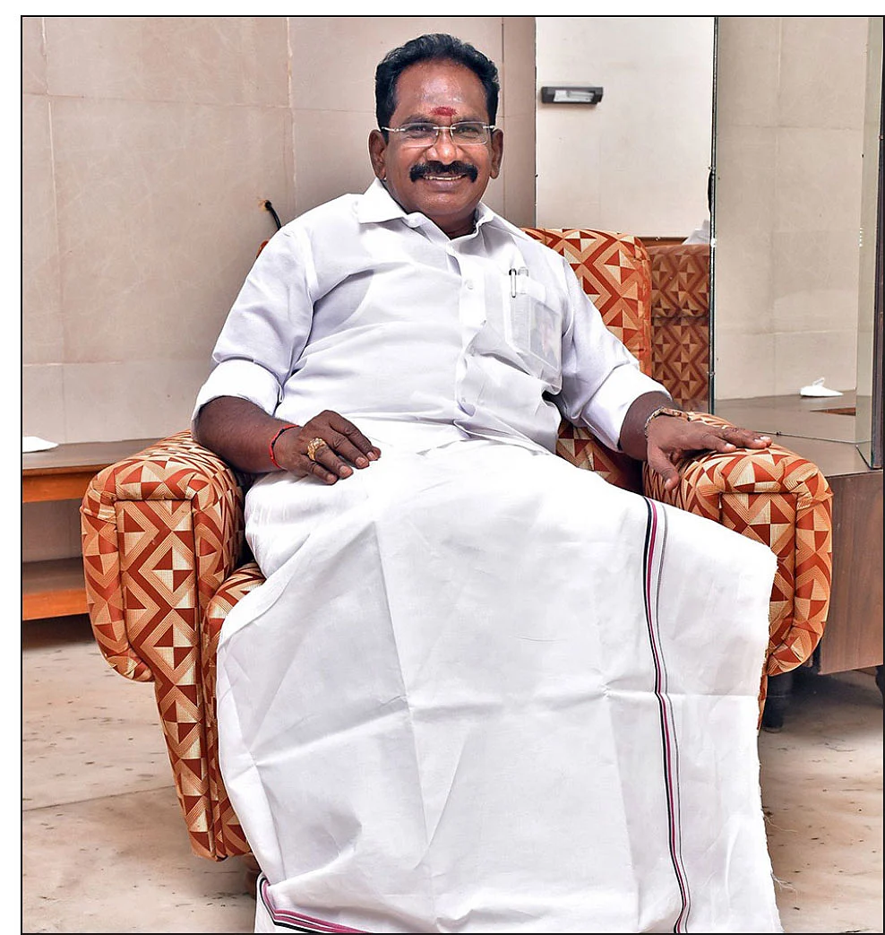 செல்லூர்ராஜூ