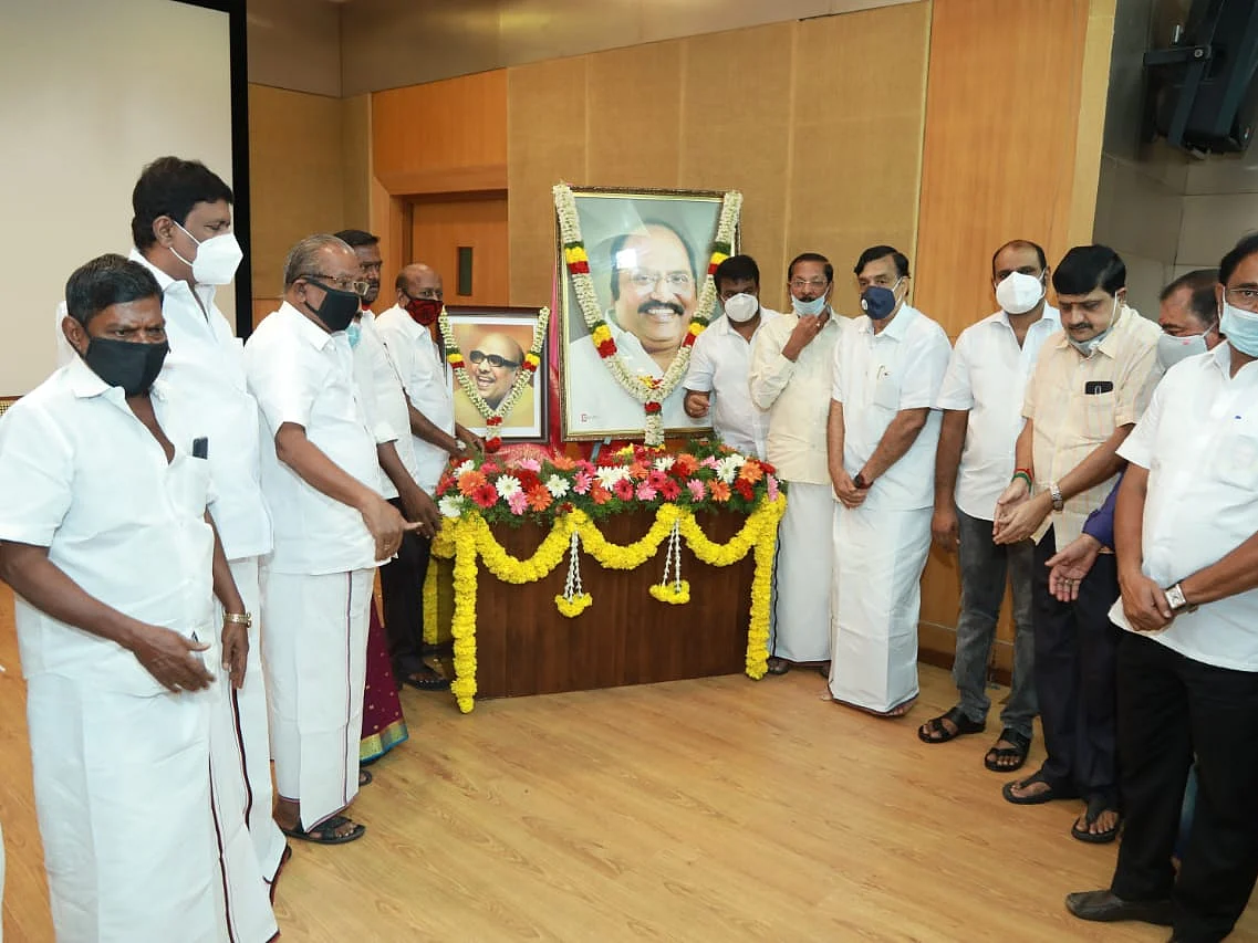 `எங்களிடம் தலைமை ஒரு வார்த்தை கேட்டிருக்கலாம்!' - சிற்றரசு நியமனத்தில் அன்பகத்தில் கிளம்பிய அனல்