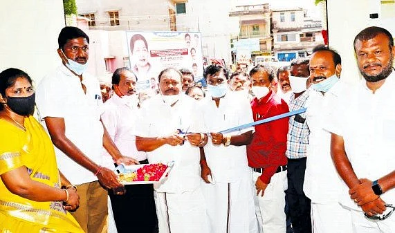 திண்டுக்கல் சீனிவாசன்