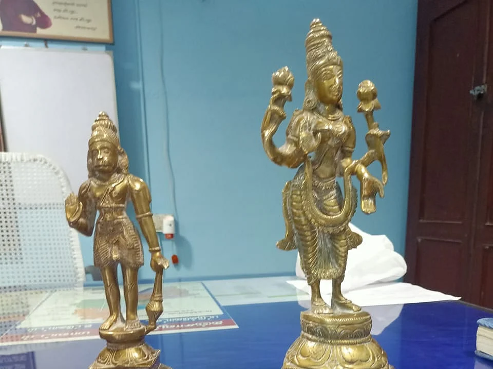 தஞ்சாவூர்: `செல்போனால் சிக்கிய சிலை கடத்தல் கும்பல் - 12 மணி நேரத்தில் வளைத்த போலீஸ் டீம்