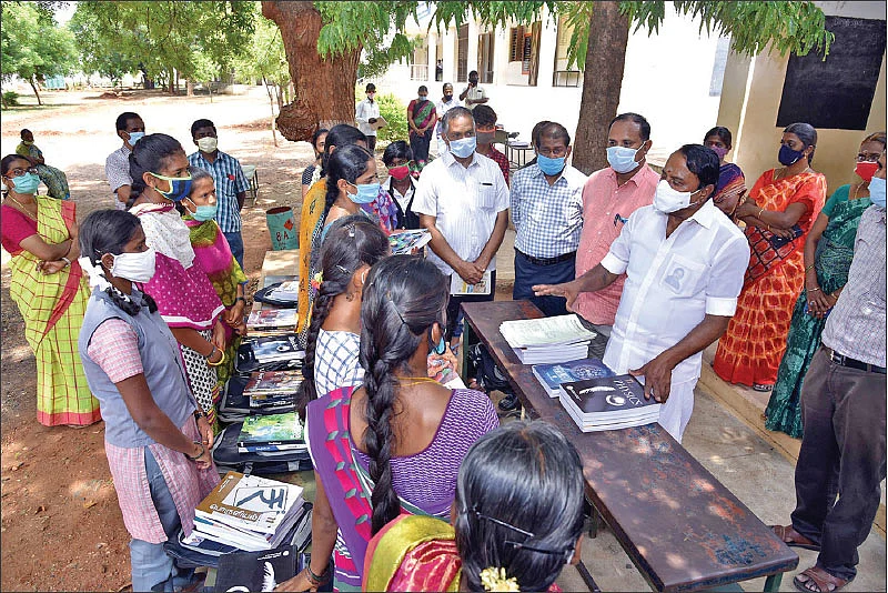 இது அரசுப் பள்ளிகளுக்குத் திரும்பும் காலம்!