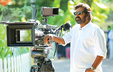 அஜித் கொடுத்த ஊக்கம், சூர்யா கொடுத்த பரிசு!