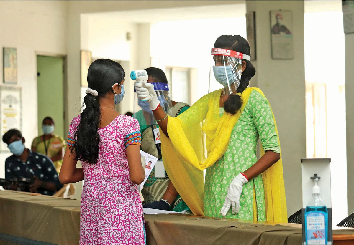 தேர்வு: தண்டனை... மார்க்: அவமானம்... கழுத்தை நெரிக்கும் கல்வி!