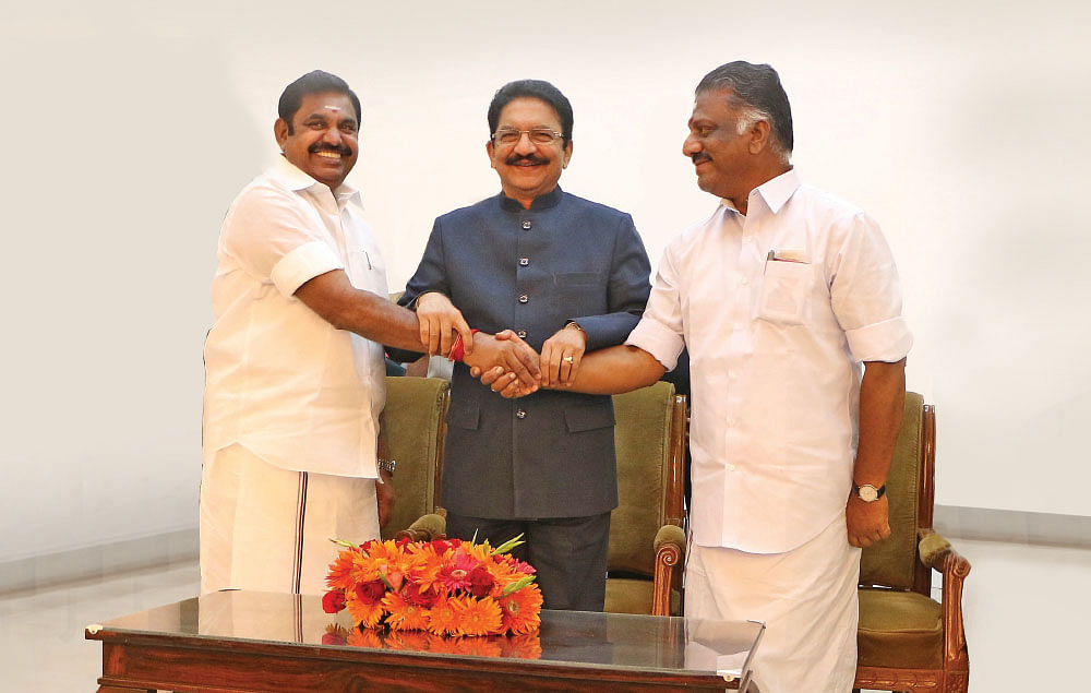 பன்னீர்செல்வம், வித்யாசாகர் ராவ், எடப்பாடி பழனிசாமி