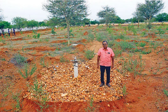 போர்வெல்லில் மழைநீரைச் சேகரிக்கும் அமைப்பு