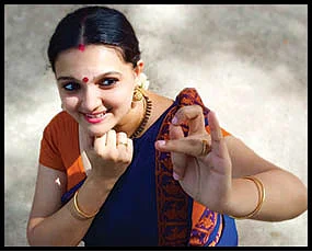 “அம்மாக்களே, காயப்படுத்தக்கூடாதுன்னு கத்துக்கொடுங்க!”