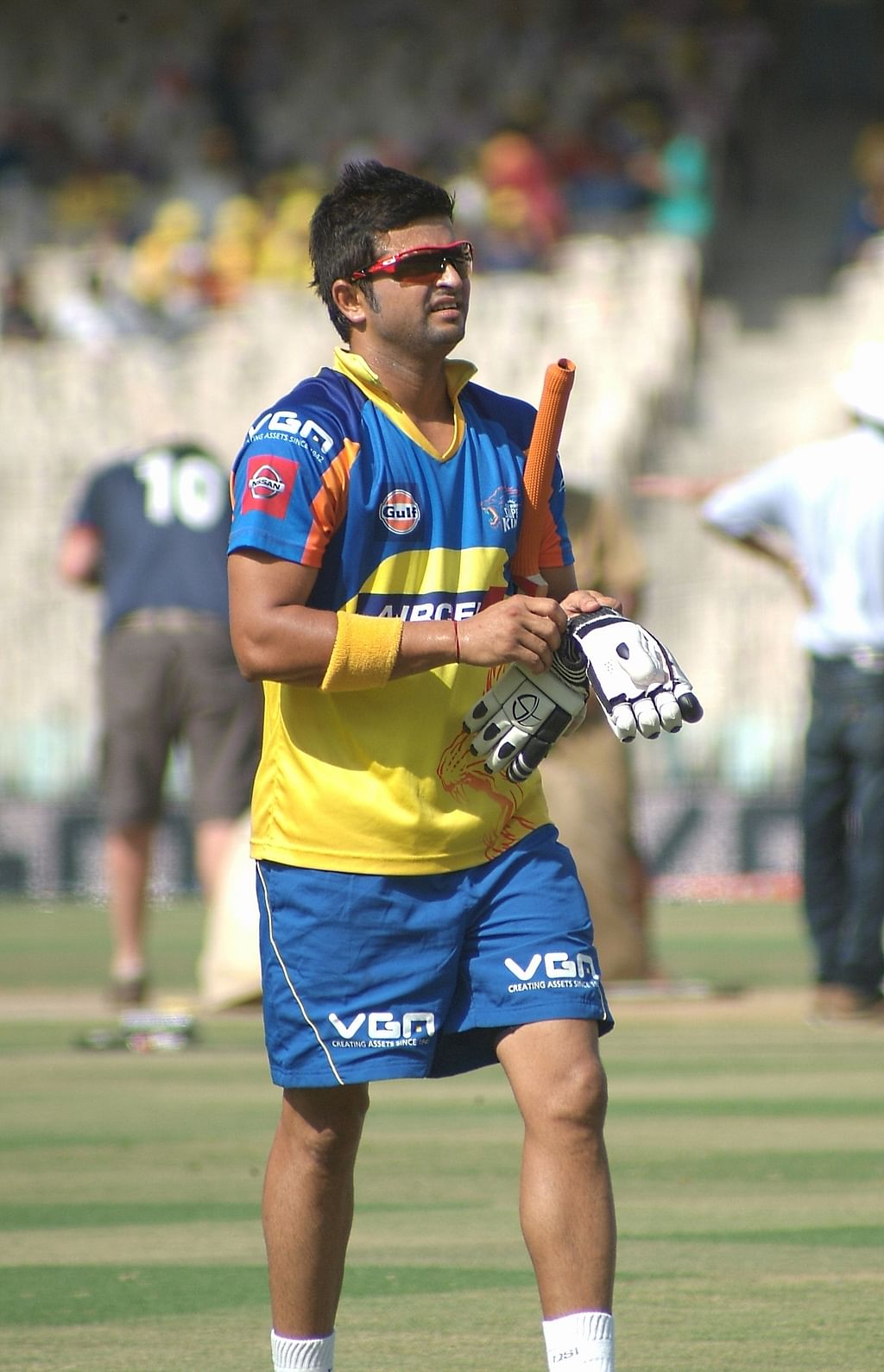 #Raina
