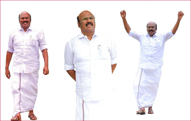 “சசிகலா ஒரு பாம்பு!”