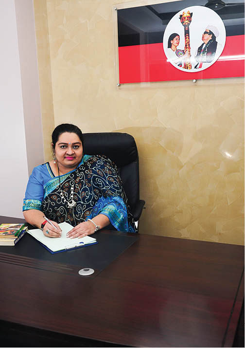 "என் தனிப்பட்ட விருப்பத்துக்கு எதிராத்தான் நான் அரசியலுக்குள்ள வந்தேன். அது தப்பான முடிவுன்னு தாமதமாத்தான் புரிஞ்சுக்கிட்டேன்"