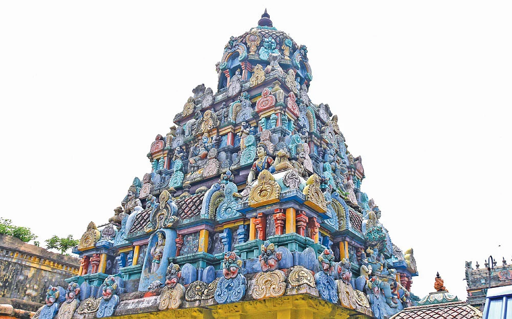 மகா காளரும் மாதங்கி தேவியும்!
