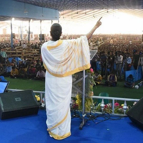 மம்தா பானர்ஜி